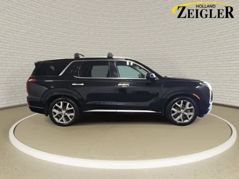 More photos of 2021 Hyundai Palisade Limited at Zeigler GMC of Holland, MI
