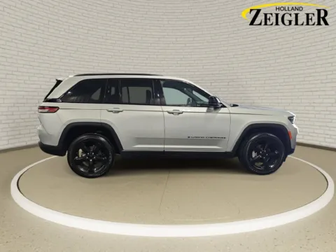 More photos of 2023 Jeep Grand Cherokee Altitude X at Zeigler GMC of Holland, MI