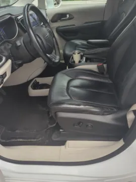 Another view of 2017 Chrysler Pacifica Touring L for sale in Holland, MI at Zeigler GMC of Holland