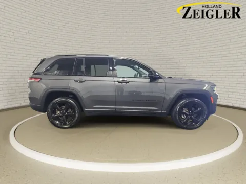 More photos of 2023 Jeep Grand Cherokee Altitude X at Zeigler GMC of Holland, MI