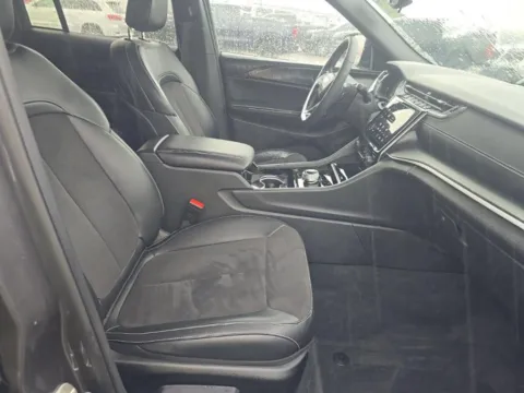 Another view of 2023 Jeep Grand Cherokee Altitude X for sale in Holland, MI at Zeigler GMC of Holland