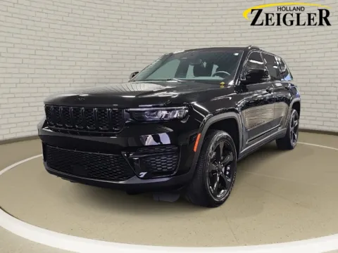Black 2024 Jeep Grand Cherokee Altitude for sale in Holland, MI