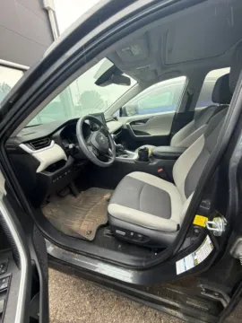 More photos of 2021 Toyota RAV4 Hybrid XLE at Zeigler GMC of Holland, MI