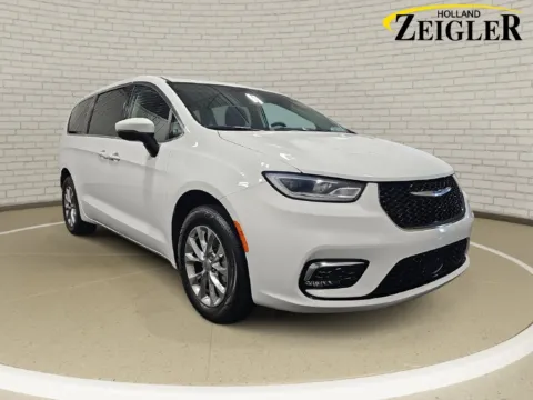 Another view of 2023 Chrysler Pacifica Touring L for sale in Holland, MI at Zeigler GMC of Holland