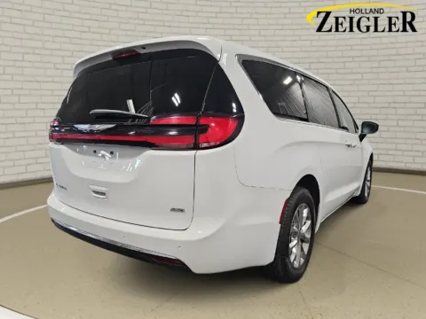 More photos of 2023 Chrysler Pacifica Touring L at Zeigler GMC of Holland, MI