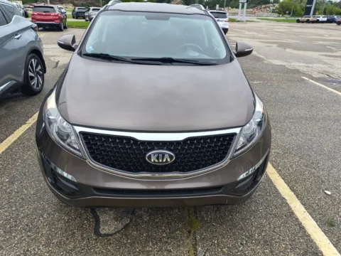 Brown 2015 Kia Sportage LX for sale in Holland, MI