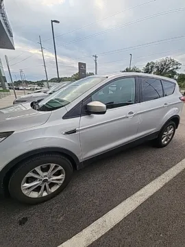 More photos of 2019 Ford Escape SE at Zeigler GMC of Holland, MI