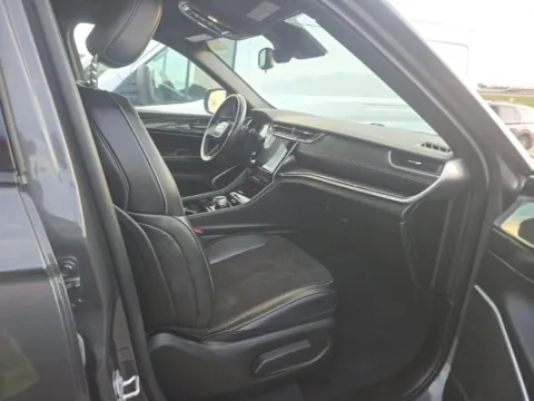 Another view of 2022 Jeep Grand Cherokee Altitude for sale in Holland, MI at Zeigler GMC of Holland