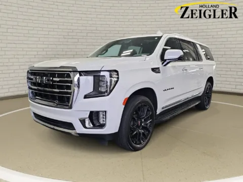 White 2023 GMC Yukon XL SLT for sale in Holland, MI