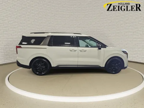 More photos of 2026 Kia Carnival Hybrid SX Prestige at Zeigler GMC of Holland, MI