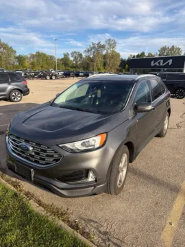 Gray 2019 Ford Edge SEL for sale in Holland, MI