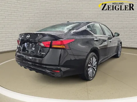 More photos of 2025 Nissan Altima 2.5 SV at Zeigler GMC of Holland, MI
