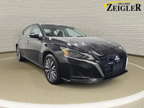 Another view of 2025 Nissan Altima 2.5 SV for sale in Holland, MI at Zeigler GMC of Holland