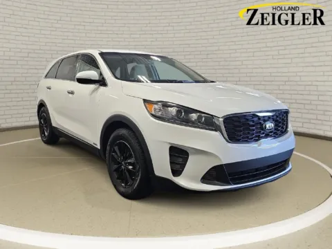 Another view of 2019 Kia Sorento LX for sale in Holland, MI at Zeigler GMC of Holland