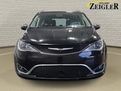 Photos of 2018 Chrysler Pacifica Limited for sale in Holland, MI at Zeigler GMC of Holland
