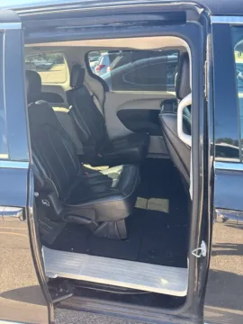 Photos of 2018 Chrysler Pacifica Limited for sale in Holland, MI at Zeigler GMC of Holland