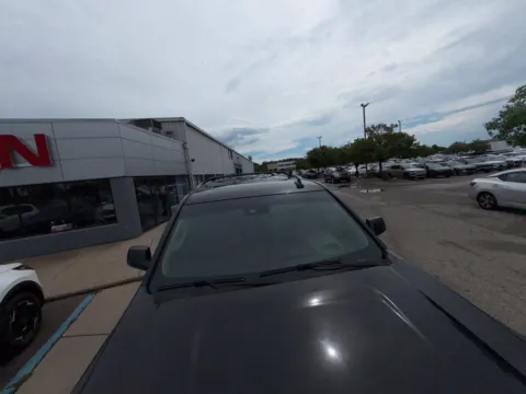 More photos of 2017 GMC Yukon Denali at Zeigler GMC of Holland, MI