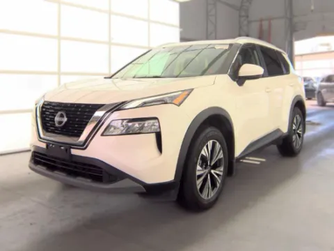 White 2023 Nissan Rogue SV for sale in Holland, MI