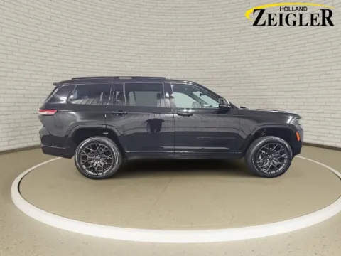 More photos of 2024 Jeep Grand Cherokee L Summit at Zeigler GMC of Holland, MI