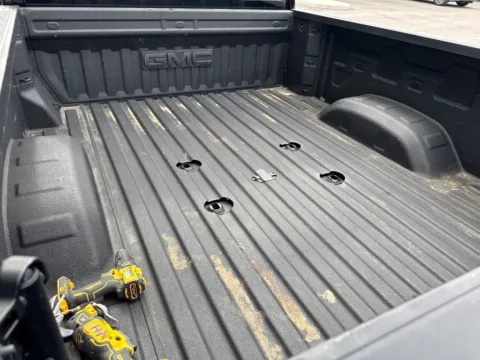 More photos of 2025 GMC Sierra 2500 HD Denali at Zeigler GMC of Holland, MI