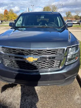 Gray 2019 Chevrolet Suburban LT for sale in Holland, MI