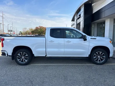 More photos of 2023 Chevrolet Silverado 1500 RST at Zeigler GMC of Holland, MI