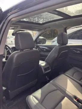 More photos of 2022 GMC Terrain SLT at Zeigler GMC of Holland, MI