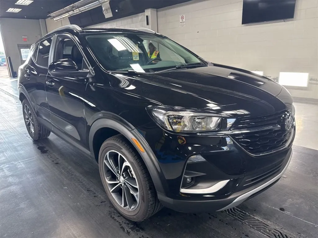 Black 2023 Buick Encore GX Select for sale in Holland, MI