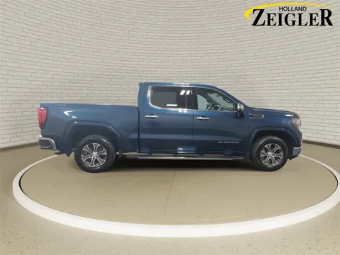More photos of 2021 GMC Sierra 1500 SLT at Zeigler GMC of Holland, MI