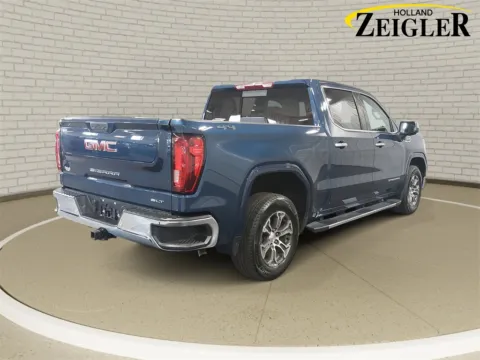 More photos of 2021 GMC Sierra 1500 SLT at Zeigler GMC of Holland, MI