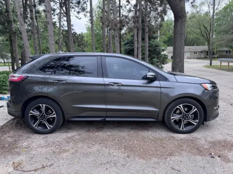 Photos of 2019 Ford Edge ST for sale in Holland, MI at Zeigler GMC of Holland