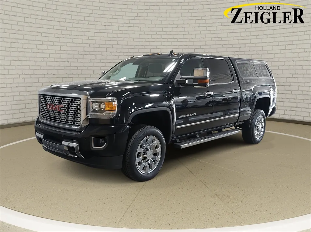 Black 2016 GMC Sierra 2500HD Denali for sale in Holland, MI