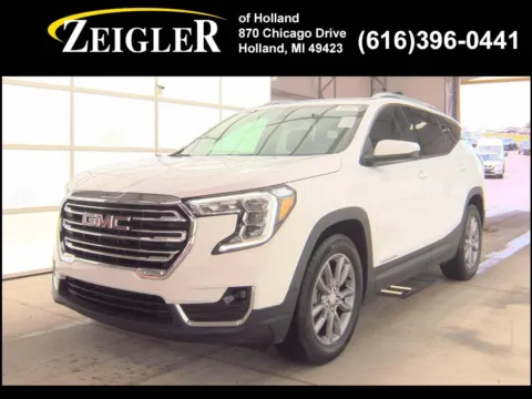 White 2024 GMC Terrain SLT for sale in Holland, MI