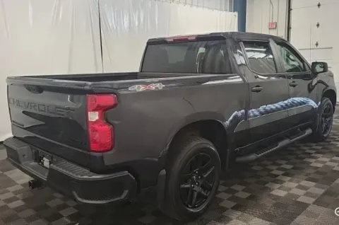 More photos of 2022 Chevrolet Silverado 1500 Custom at Zeigler GMC of Holland, MI