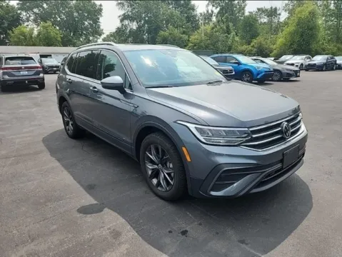 Photos of 2022 Volkswagen Tiguan 2.0T SE for sale in Holland, MI at Zeigler GMC of Holland