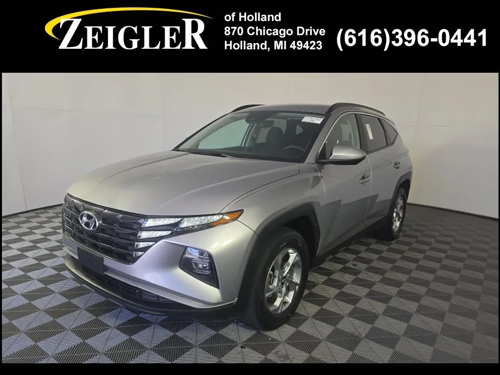 Silver 2024 Hyundai Tucson SEL for sale in Holland, MI