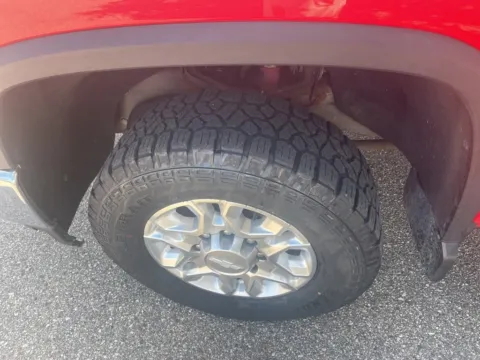 Another view of 2020 Chevrolet Silverado 2500HD LT for sale in Holland, MI at Zeigler GMC of Holland