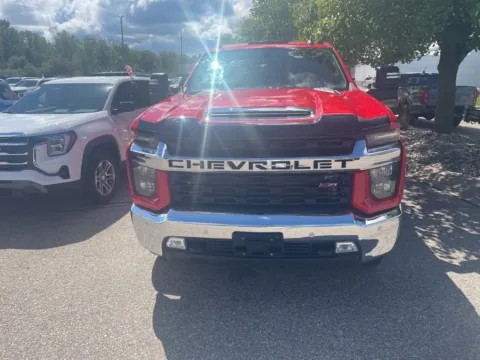More photos of 2020 Chevrolet Silverado 2500HD LT at Zeigler GMC of Holland, MI