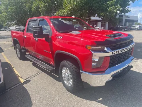 More photos of 2020 Chevrolet Silverado 2500HD LT at Zeigler GMC of Holland, MI