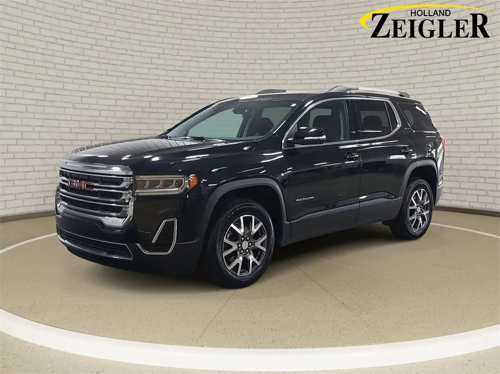 2023 GMC Acadia SLE for sale in Holland, MI