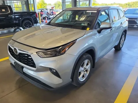 Silver 2024 Toyota Highlander for sale in Holland, MI