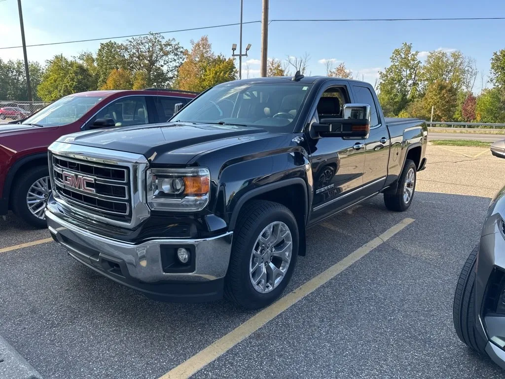 Black 2015 GMC Sierra 1500 SLT for sale in Holland, MI