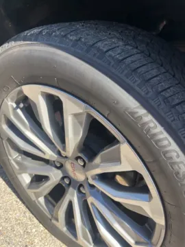 More photos of 2021 GMC Yukon Denali at Zeigler GMC of Holland, MI