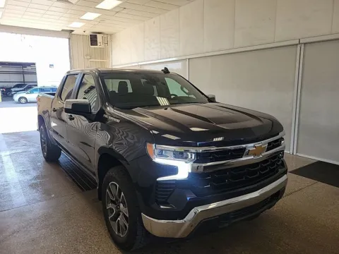 More photos of 2024 Chevrolet Silverado 1500 LT at Zeigler GMC of Holland, MI
