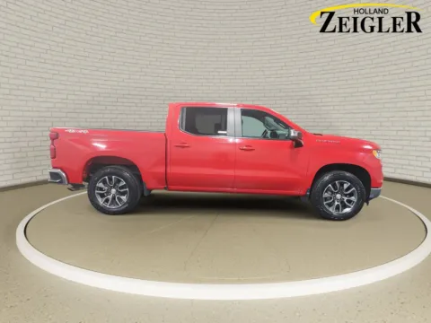 More photos of 2022 Chevrolet Silverado 1500 LT at Zeigler GMC of Holland, MI