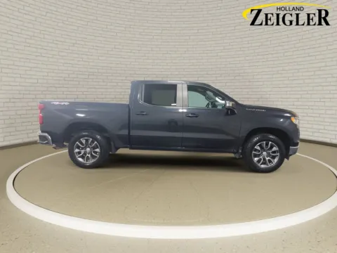 More photos of 2022 Chevrolet Silverado 1500 LT at Zeigler GMC of Holland, MI