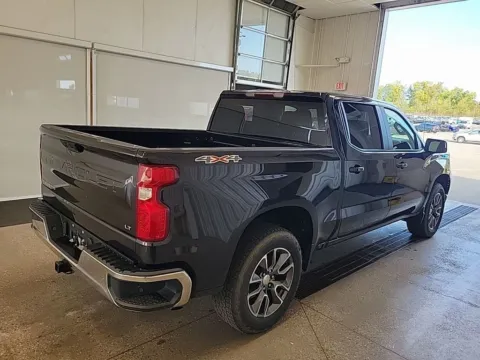 Another view of 2022 Chevrolet Silverado 1500 LT for sale in Holland, MI at Zeigler GMC of Holland