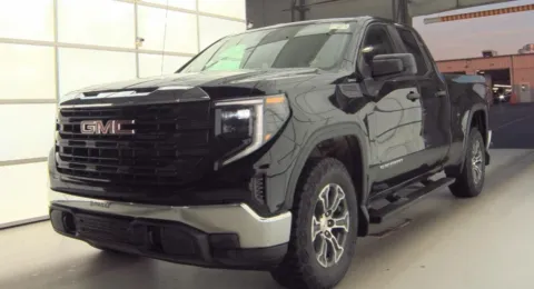 Black 2023 GMC Sierra 1500 Pro for sale in Holland, MI