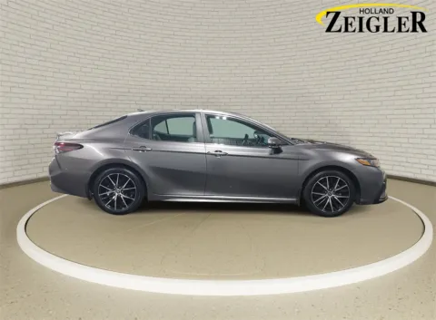 More photos of 2024 Toyota Camry SE at Zeigler GMC of Holland, MI
