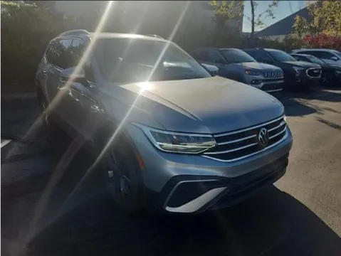 Photos of 2023 Volkswagen Tiguan 2.0T SE for sale in Holland, MI at Zeigler GMC of Holland